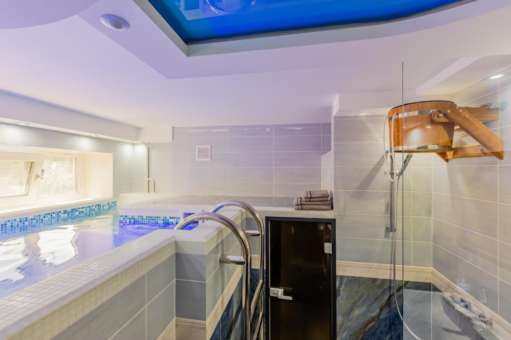 Luxury Apartment With Pool And Hammam Kiew Exterior foto